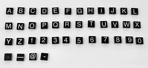Ladrillos negros de letras y números de alfabeto 1x1 total 91 piezas 100% para Lego - Imagen 1 de 2