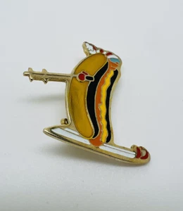 Vintage Skiing Hot Dog Ski Skiing Lapel Pin - Picture 1 of 5