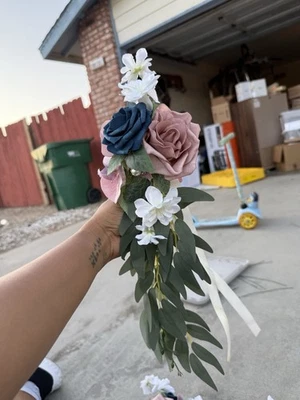 Juego de 7 sillas decorativas Lings Moment rosa polvorienta y azul marino Foto 1 de 3