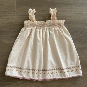 APOLINA cremefarben gesmoktes Oberteil mit Blumenstickerei Baby Mädchen Größe 12-18M - Bild 1 von 5