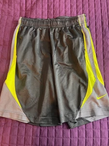 Boy's Nike Athletic Shorts Size M - Picture 1 of 4