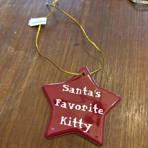 Katze Weihnachtsschmuck Handarbeit Happy Cat Design Santa’s Favorite Kitty Keramik A - Bild 1 von 2
