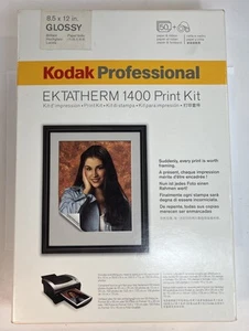Kit d'impression professionnel Kodak Ektatherm 1400 8,5 x 12 po Ruban brillant et imprimé - Photo 1/8