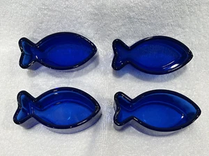 Pier 1 KOBALTBLAU GLAS FISCH TEELICHT KERZENHALTER TASSEN NUSS SOSSENSCHALEN NOS - Bild 1 von 9