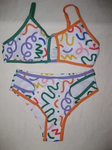Shein girls 11yrs 2pc bikini swimsuit squiggly print contrast trim white nip - Picture 1 of 2