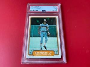 Novato Fleer Cal Ripken Jr. Orioles 1982 de la corte PSA 7 - Imagen 1 de 2