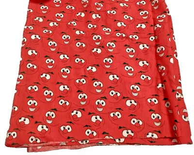 Tela de tomates rojos sonrientes huerto 62" ancho x 90" largo novedad 2 yardas Foto 1 de 2