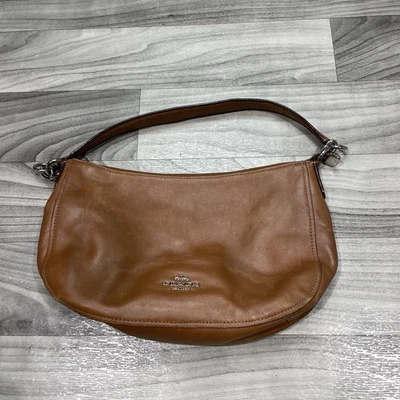 Bolso de hombro Coach Chelsea de cuero envejecido marrón para mujer J1580 37018 Foto 1 de 4
