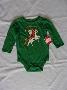 Grün LS Creeper Baby Größe 6-9M Frohe Weihnachten/Weihnachtsmann Reiten Einhorn Neu mit Etikett - Bild 1 von 2