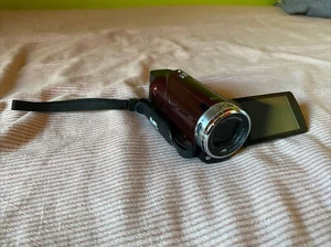 JVC Everio GZ-EX215RE - Foto 1 di 2