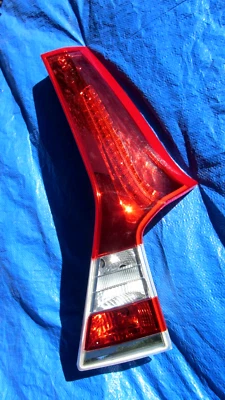 2013 - 2016 Volvo XC70 OEM passenger right UPPER side taillight tail light LED - Image 1 of 4