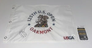 JJ SPAUN FIRMADO 2025 US PRENDEDOR ABIERTO BANDERA OAKMONT CAMPEÓN J.J. AUTOGRAFIADO CERTIFICADO DE AUTENTICIDAD JSA - Imagen 1 de 1