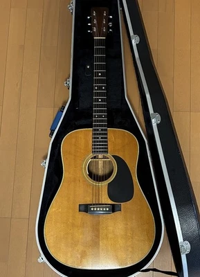 Martin D-28 1993 + L.R.Baggs Anthem PU w/ Hard Case Powerful Resonance JAPAN F/S - image 1 of 4