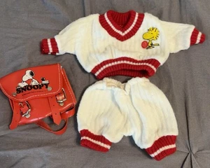 De colección 1958 Peanuts Snoopy Suéter Conjunto Mochila y Camisa Para Peluche 6”-8” - Imagen 1 de 19