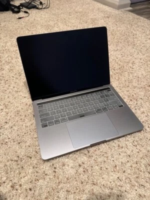 Apple MacBook Pro 13" (13-inch, 2019, Intel Core i5 8th Gen., 1.40GHz, 8GB) - Image 1 of 4