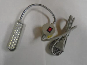 NMD-830 AUSGEZEICHNETE QUALITÄT LED MAGNET INDUSTRIELLE NÄHMASCHINE LICHT  - Bild 1 von 1