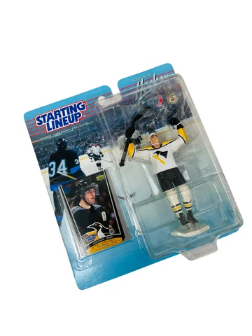 JAROMIR JAGR PITTSBURGH PENGUINS VINTAGE 1999-2000 STARTING LINEUP FIGURINE SLU Cover