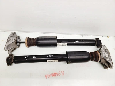 Par de amortiguadores traseros BMW 320i 330i 2016-2018 OEM Foto 1 de 4