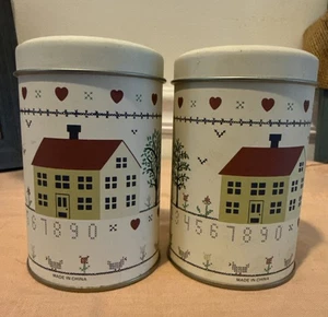 Vintage Primitive Style Farmhouse Salt & Pepper Shaker Tin Cottage Core Country - Picture 1 of 6