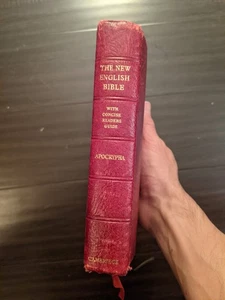 The New English Bible With Apocrypha Red Water Buffalo Calfskin Cambridge 1972 - Foto 1 di 6
