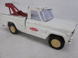 Vintage 1960's 1970's Mini Tonka white Jeep Wrecker Tow Truck - Picture 1 of 8