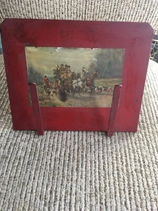 Vintage Metal Mail Holder Felt on Bottom Horses Stage Coach Dogs - Picture 1 of 8