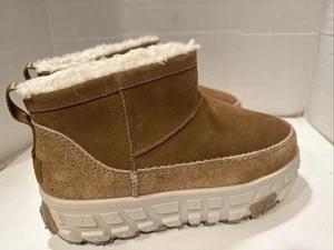 UGG VENTURE DAZE ULTRA MINI CHESTNUT/CERAMIC ALL GENDER BOOTS SIZE US M 10/ W 11 - Bild 1 von 7