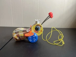 VTG Fisher Price Queen Buzzy Bee # 444 FP Wood Pull Toy Made in USA 1960's - Bild 1 von 5