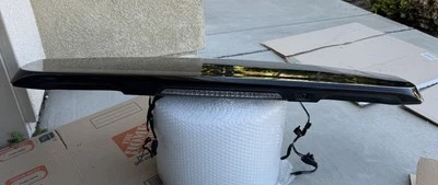 2010-2013 RANGE ROVER SPORT REAR TAILGATE SPOILER WING WITH SURROUND CAMERA OEM Foto 1 de 4