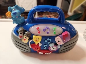 Vintage 2000 Blues Clues Steve & Blue Sing Along Radio Boom Box WORKS - Picture 1 of 5