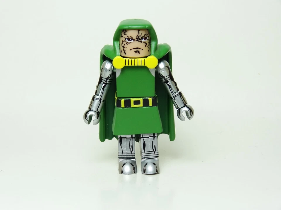Marvel Minimates Series 05 Unmasked Dr. Doom Variant - Image 1 of 1