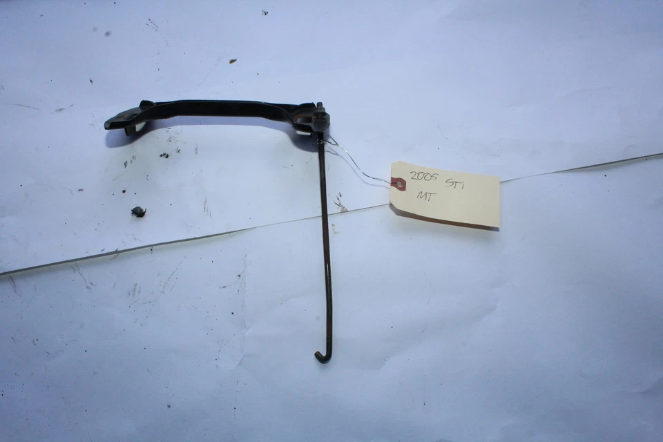 Subaru Impreza WRX STi 2005 soporte de soporte de amarre de batería Foto 1 de 4