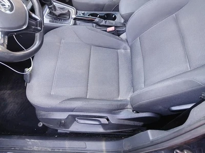 Used Front Left Seat Front fits: 2017 Volkswagen Golf SW Sportwagon bucket air b Foto 1 de 4