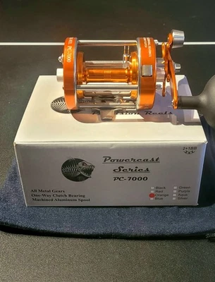 Carrete A&S Precision PC Series 7000. Engranajes de latón. Garantía de por vida Foto 1 de 4