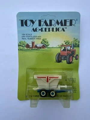 Toy Farmer AG-Replica 1/64 Scale Dry Fertilizer w/Real Rubber Tires #653 NOS - Image 1 of 4