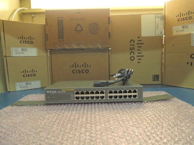 D‑Link DES-1024D Fast Ethernet Unmanaged Switch.30 days Warrnty Real time - Image 1 of 4