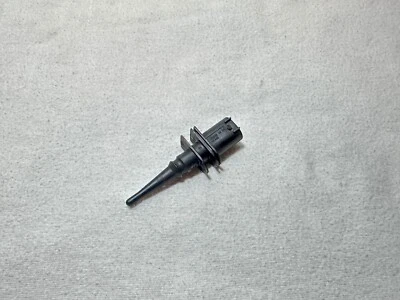 2011 - 2016 Mini Cooper Countryman R60 Ambient Air Temperature Sensor OEM - Image 1 of 4