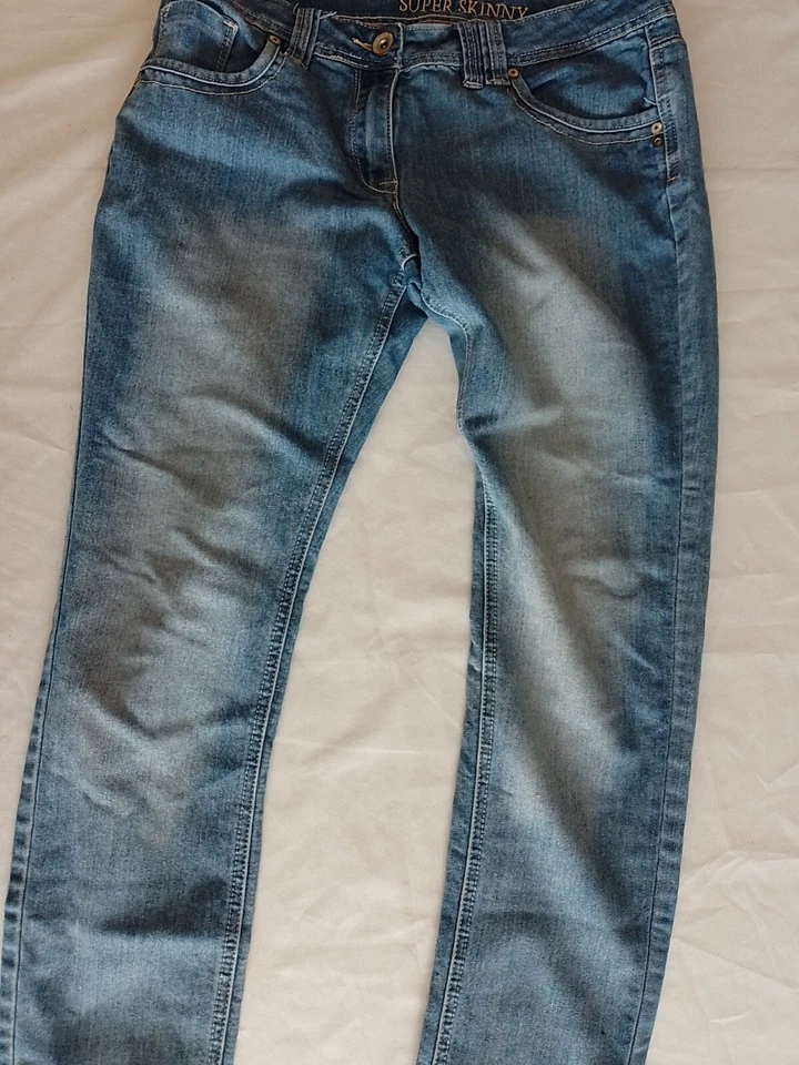 Ladies Jeans Cherokee Size 14 Super Skinny Blue 18444 - Image 1 of 4
