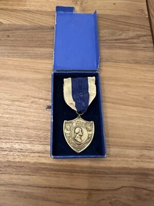 EARLY BAILEY BANKS BIDDLE George Washington Bicentennial medal ribbon box 1932 - Picture 1 of 14