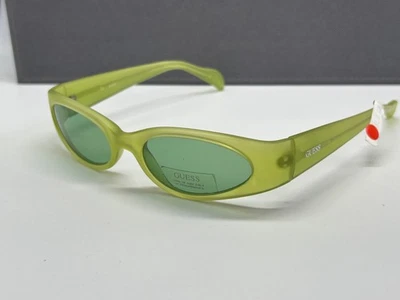 Óculos de sol Guess feminino verde envoltório quadrado em torno de GU 130 - Imagem 1 de 4