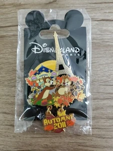 Disney Pin Chip And Dale Gathering Acorns Autumn 2011 - Picture 1 of 2