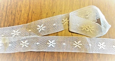 galon de tulle brodé , 96 cm x 3 cm - Photo 1/2