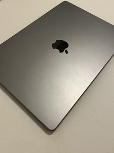 MacBook Pro 14" (2023) M2 Pro | 16GB RAM | 512GB SSD | EN-Tastatur | Top Zustand - Bild 1 von 5
