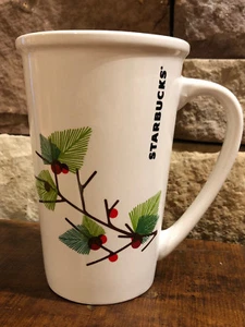 Starbucks 2011 21oz Holiday Christmas Holly Berry Tall White Coffee Mug - Bild 1 von 4