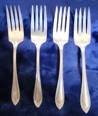 4 tenedores de postre para ensalada con patrón SHERATON 1910 Community Silver Plate Oneida Foto 1 de 4