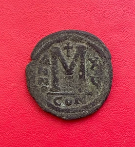 Belle monnaie Byzantine à découvrir, Follis Justinien Ier, Constantinople - Imagen 1 de 7