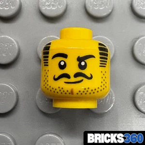 Lego neu gelb Minifiguren Kopf männlich schwarz gescheiteltes Haar Schnurrbart erhobenes rechtes Auge - Bild 1 von 2