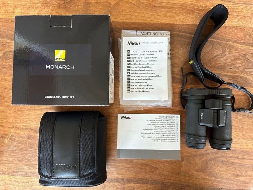 Nikon Binoculars MONARCH M7 10x30 Roof Prism Type BK Black New - Image 1 of 1