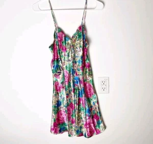 Vintage Victoria's Secret Gold Label Satin Rosenmuster Schlupfkleid kleine Blumen Mgd - Bild 1 von 6