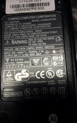 USED OEM Compaq Laptop Charger AC  Power Supply LSE9802B1960 19V 3.16A 60W - Image 1 of 3